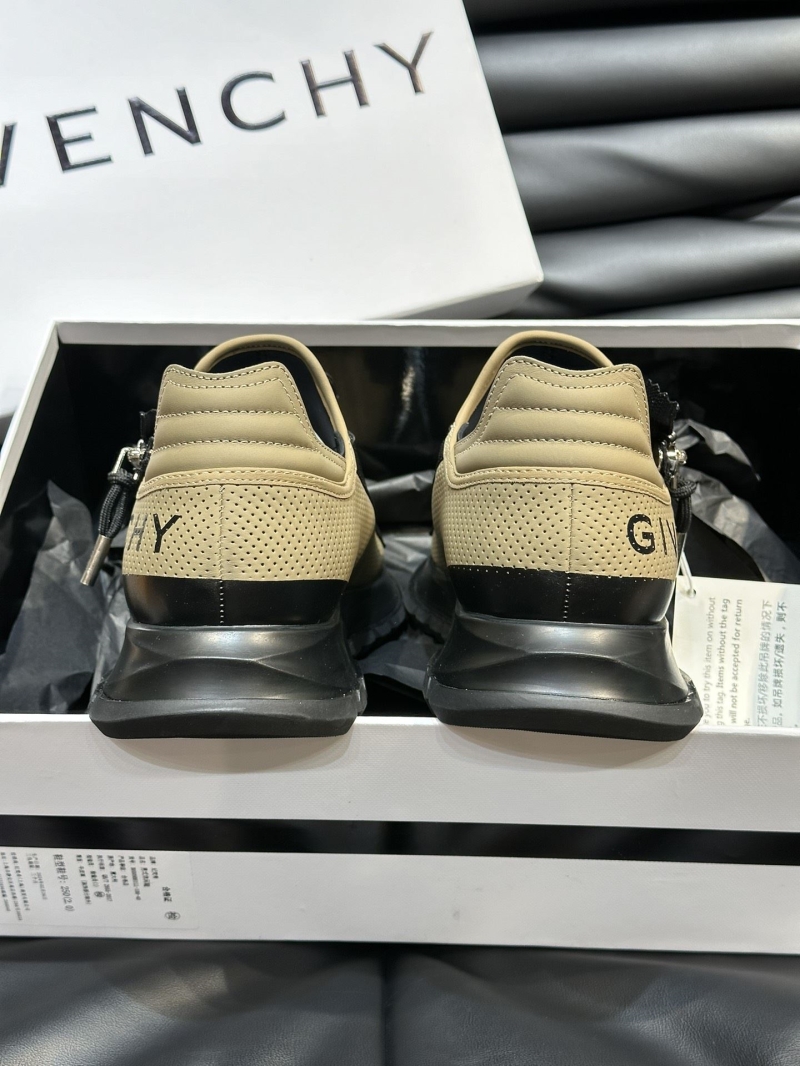 Givenchy Sneakers